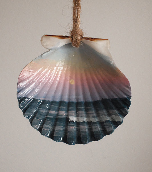 Seashell Ornament - Full Moon - 2025